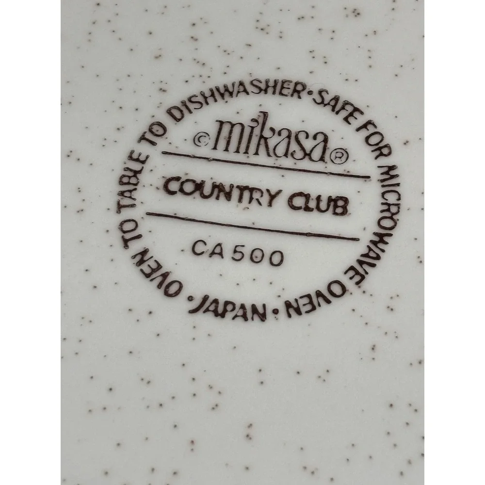 Mikasa Country Club CA500 Dinner Plate Blue Scalloped Rim Speckled Japan 10.75in